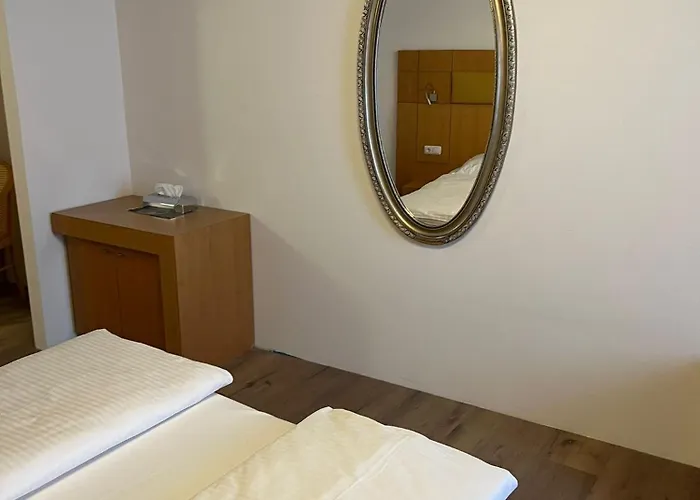 Post 20 ホテル 3*